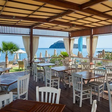 Thalassa & (adults Only) 4* Agia Marina